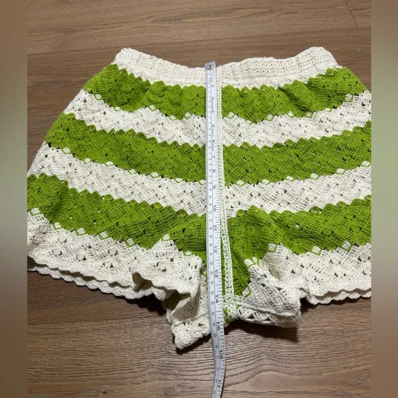 Crochet boho vacation set - crop top + shorts - Picture 11 of 14